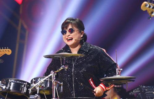 王牌最新爆料贾玲,王牌爆料背后的喜剧女王蜕变之路  第2张