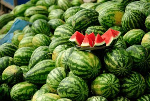 网红吃瓜的时候,揭秘娱乐圈幕后真相 第2张 网红吃瓜的时候,揭秘娱乐圈幕后真相 第2张